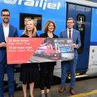 Railjet, který  osmkrát denně ve dvouhodinovém intervalu jezdí na trase Praha–Vídeň, slaví 10 let